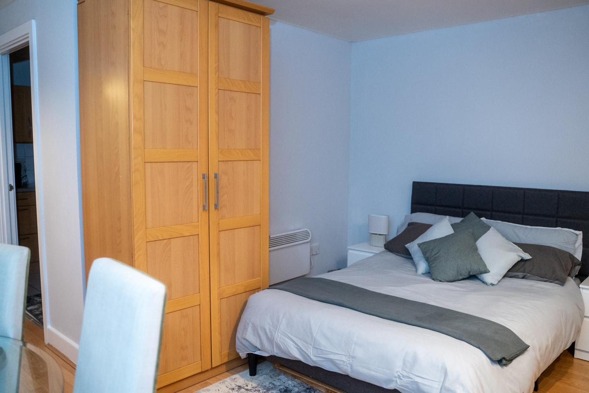 Cozy 1 Bed In Canary Wharf - Near Excel & Greenwich With Gym Acces London Kültér fotó