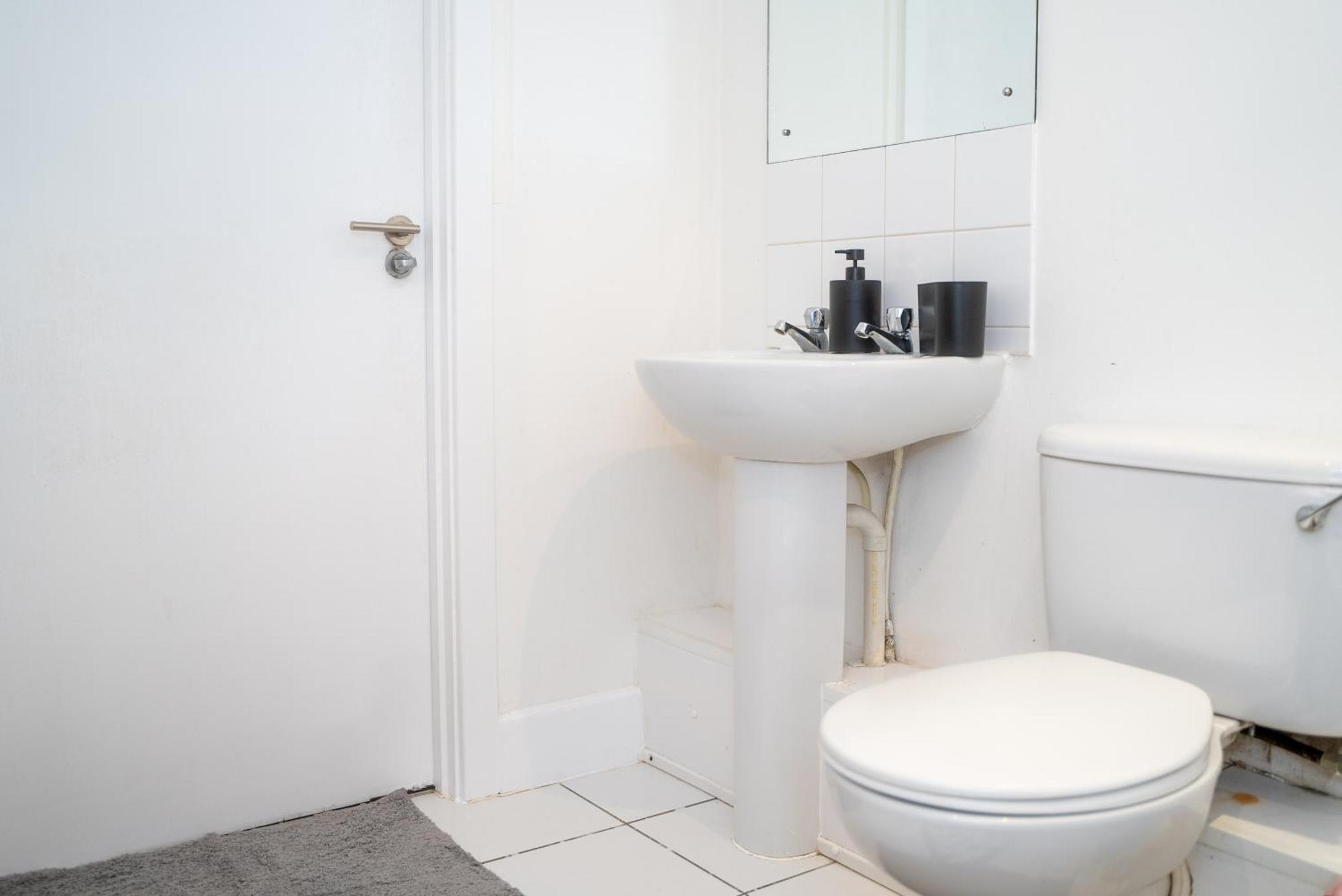 Cozy 1 Bed In Canary Wharf - Near Excel & Greenwich With Gym Acces London Kültér fotó